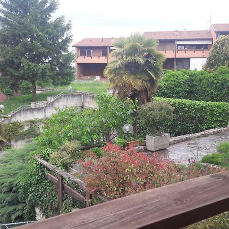 Appartamento Comodo Al Lago E Gardaland Castelnuovo del Garda Luaran gambar