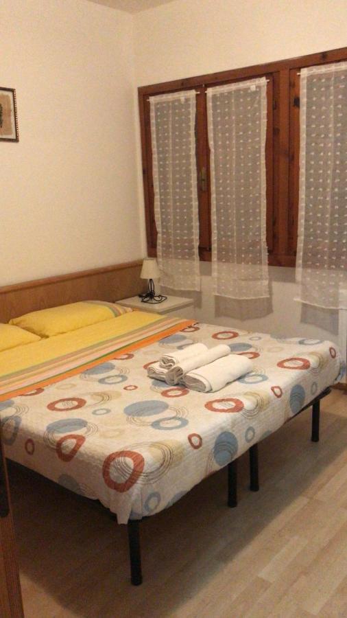 Appartamento Comodo Al Lago E Gardaland Castelnuovo del Garda Luaran gambar